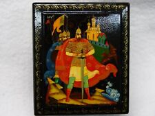 Vintage Russian Hand Painted Lacquer Wooden Footed Trinket Jewelry Box Signed picture