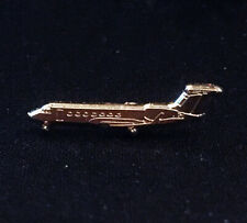 Pin GULFSTREAM Airplane metal pin / golden picture