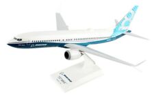 Skymarks SKR935 Boeing 737-Max8 House Livery Desk Display 1/130 Model Airplane picture