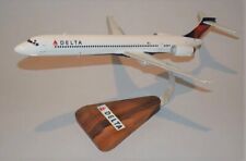 Delta Airlines McDonnell Douglas MD-90 Desk Top Display 1/100 Model SC Airplane picture