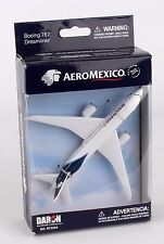 DARON REALTOY RT2204 Aeromexico Boeing 787 Dreamliner 1:400 Diecast. New picture