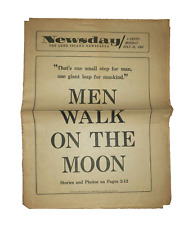 ORIGINAL JULY 21, 1969 NEWSDAY Long Island NY NEWSPAPER - MEN WALK ON THE MOON picture