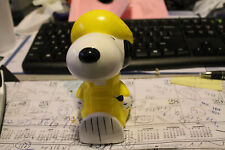 SNOOPY 1958 1966 UNITED FEATURE SYNDICATE IN YELLOW RAIN GEAR picture