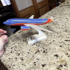 Skymarks  Southwest B737-700 Tennessee One Desk Top 1/130 Model No Tail* READ picture