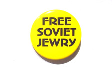 FREE SOVIET JEWRY - VINTAGE BUTTON PIN picture