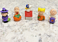 Hallmark Peanuts Halloween Figurines Merry Miniatures Snoopy Great Pumpkin 1996 picture