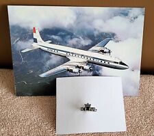 K L M ROYAL DUTCH AIRLINES COLLECTIBLE PIN & POSTCARD picture