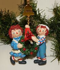2016 Danbury Mint Raggedy Ann & Andy Wonderful Wreath Christmas Ornament picture