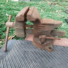 Chief L4 Vise Swivel Base Bench Jaws with Pipe  picture
