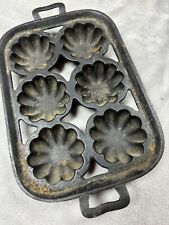 Vintage Antique Cast Iron 6 Count Turks Head Muffin Pan w/ Double Handles picture