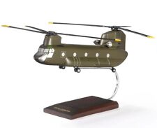 US Army Sikorsky Boeing CH-47D Chinook Desk Top Display Model 1/48 ES Helicopter picture