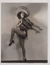 Unknow Actress (1930s) ❤ Seductive Leggy Cheesecake - Vintage Photo K 256 picture