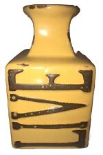VINTAGE HOSLEY POTTERY MUSTARD Yellow Decorative Vase “Live” picture