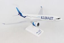 SKYMARKS (SKR1018) KUWAIT A330-800NEO (NEW LIVERY) 1:200 SCALE MODEL picture