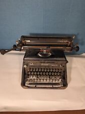 Vintage Everest Typewriter Model ST Made In Italy In Need Of Refurbishing ( A ) picture