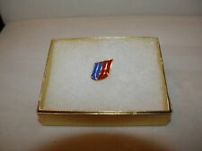 UNITED AIRLINES LAPEL PIN CLASSIC OLD LOGO AIRPLANE PILOT F/A COLLECTIBLE GIFT picture