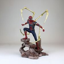 Iron Spider-Man Infinity War Gallery Statue picture