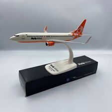 Aircraft model: Boeing 737-800 SkyUp UR-SQB scale 1:200 picture