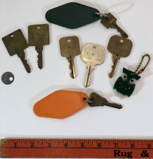 Vintage  Hotel Room Keys,  Fobs, lot of 7 -one owl Look 🔥 picture