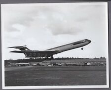 BOAC VICKERS VC10 WEYBRIDGE LARGE VINTAGE ORIGINAL MANUFACTURERS PHOTO 8 picture