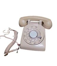 Vintage BELL SYSTEM Beige Rotary Dial TELEPHONE model 500 Western Electric picture