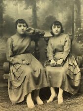 1900s Authentic Historical Photo Vintage Image Young Twin Girls picture