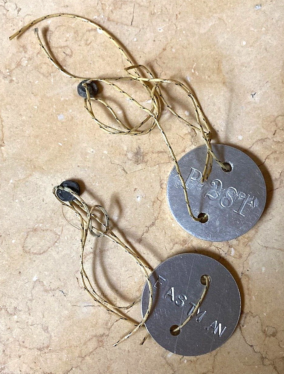 (2) MATCHING WW2 US ARMY AIR CORPS EARLY STYLE DOG TAGS UNISSUED w/SEALS 1939