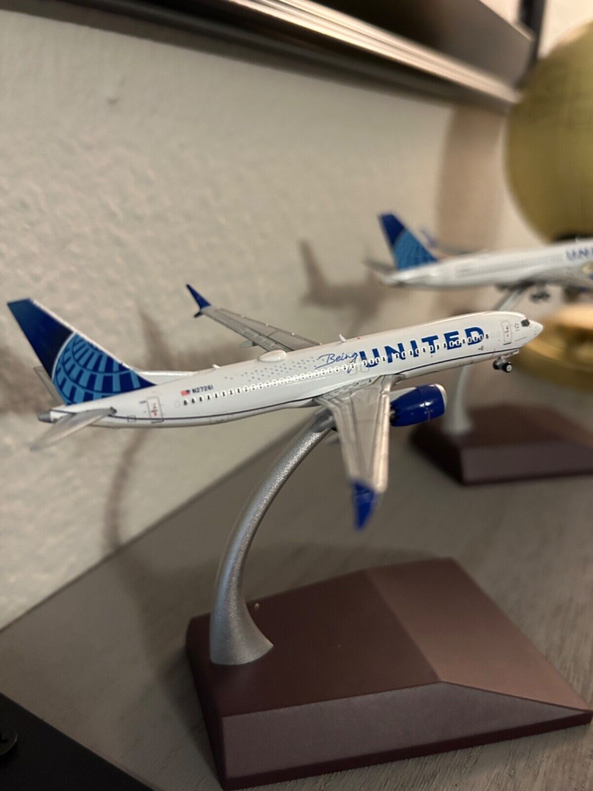 United Airlines Boeing 737 MAX8 Gemini jets model 1/400 scale
