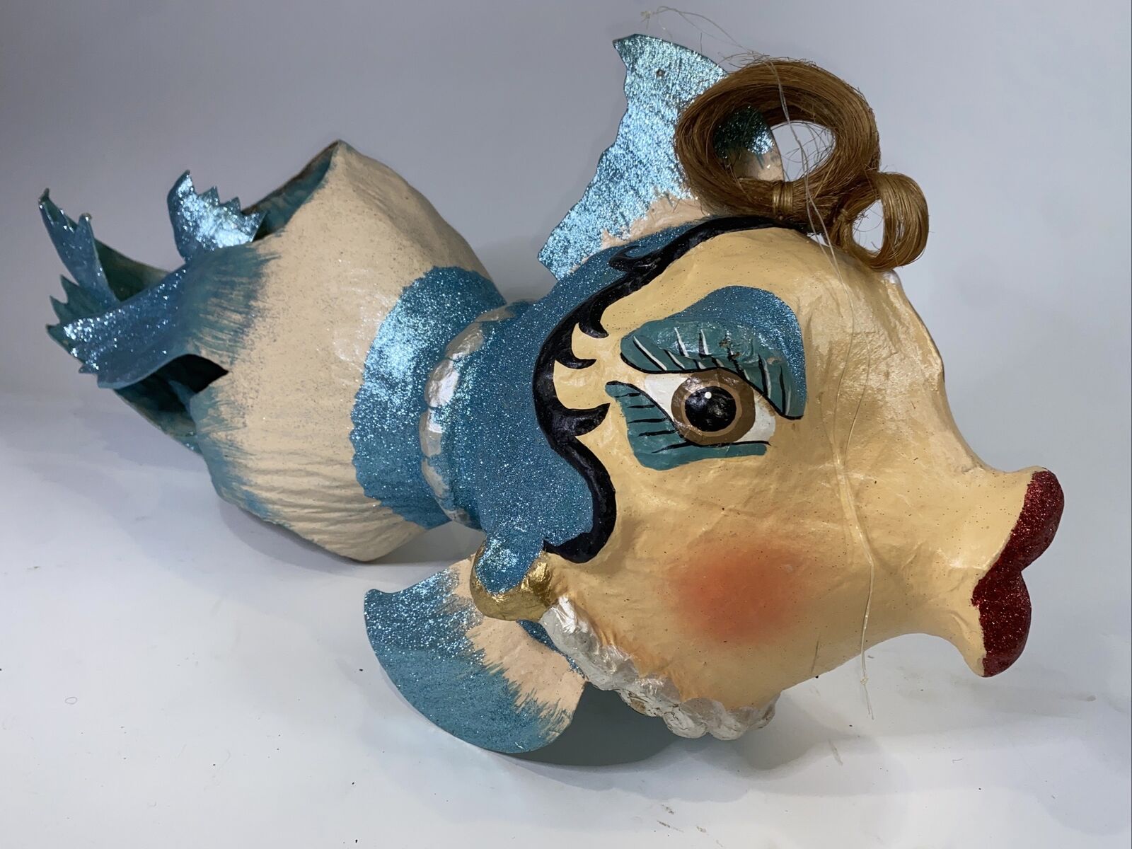 Katherine's Collection 22” Kissing Fish Hanging Paper Mache Display Rare