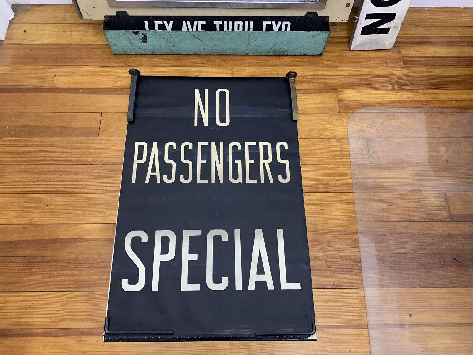 R10 NY NYC SUBWAY ROLL SIGN NO PASSENGERS SPECIAL OCCASION SHUTTLE COLLECTIBLE