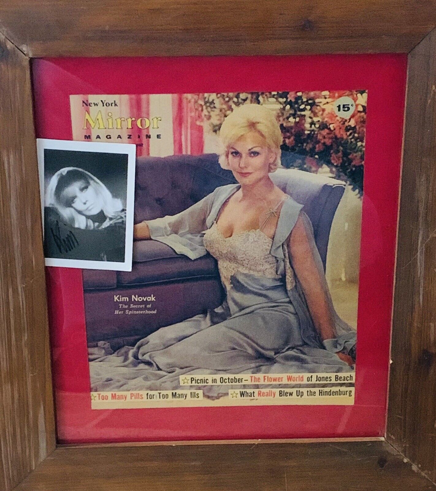 Kim Novak Signed Print and Framed 1962 New York Mirror Magazine Cover