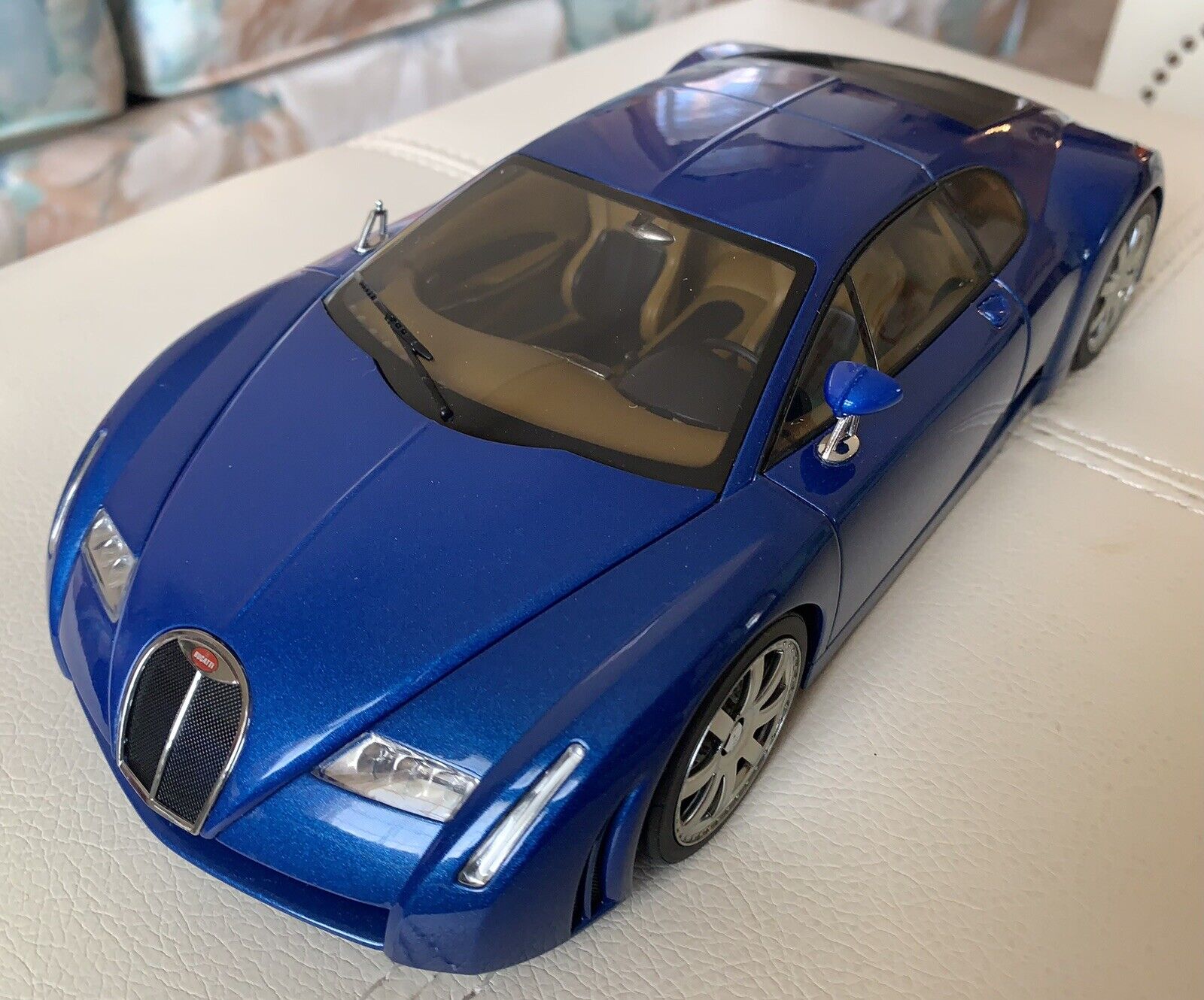 1/18 Autoart Bugatti EB 18.3 Chiron - Blue