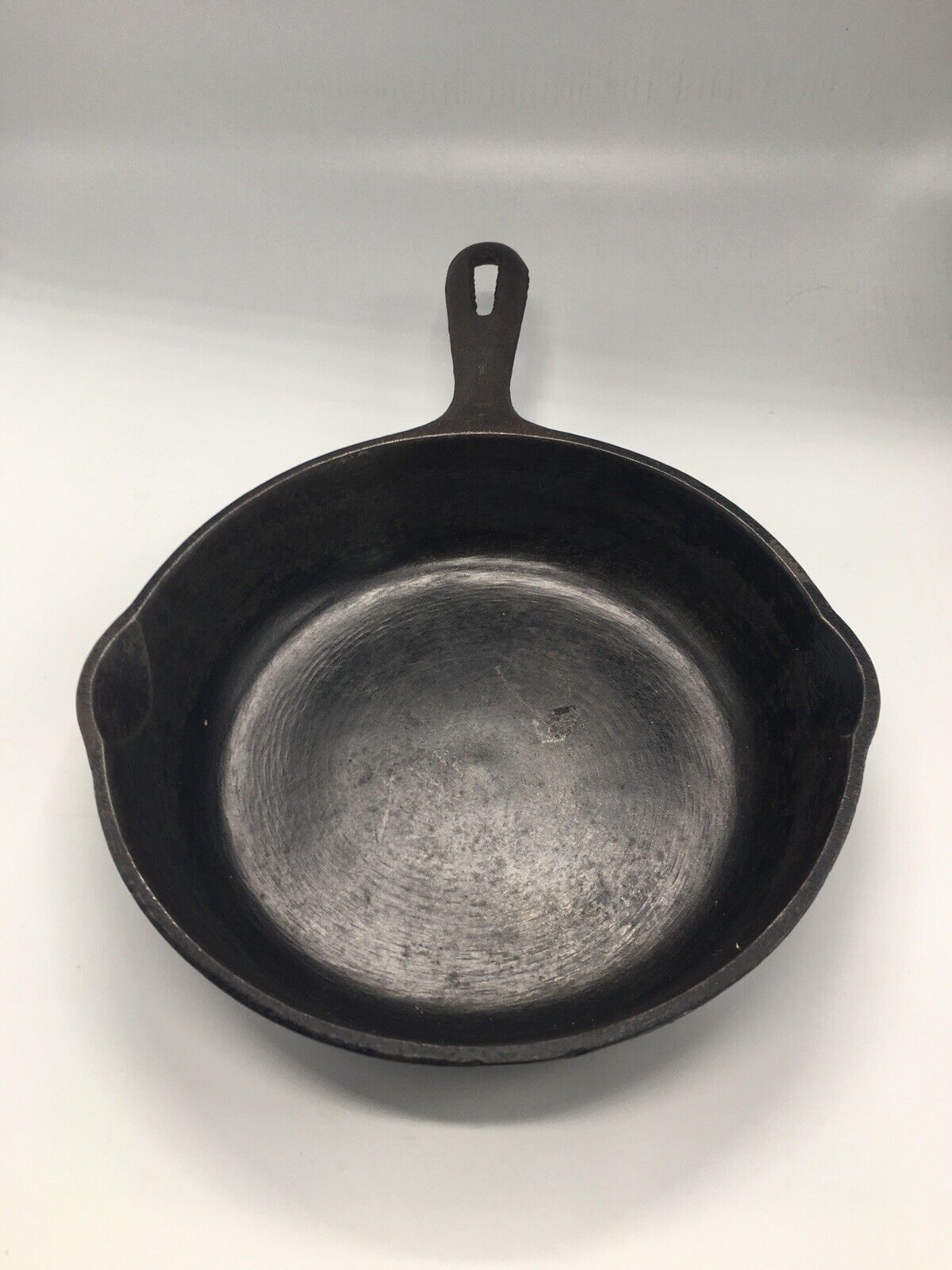 VTG 8” Wagner Ware #5 G Signed Cast Iron Skillet. 2” Deep, Great Condition