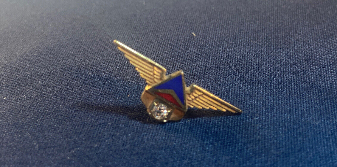 Delta 20 yr service pin 10k gold 1 diamond    L@@K NICE***