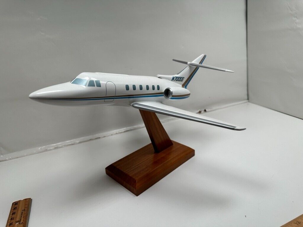 Micro West Learjet Cessna Model plane Airplane Desk Executive