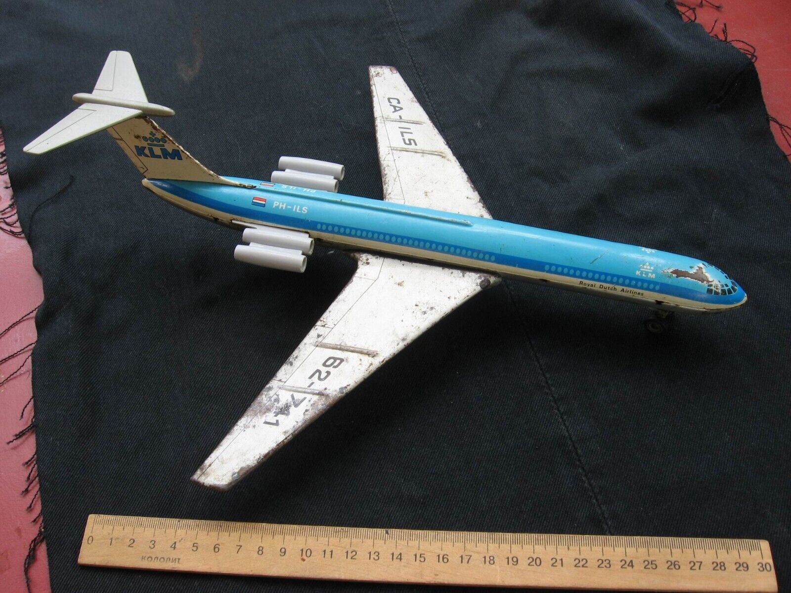 Aircraft IL-62, Royal Dutch Airlines, metal model, scale 1/200, USSR