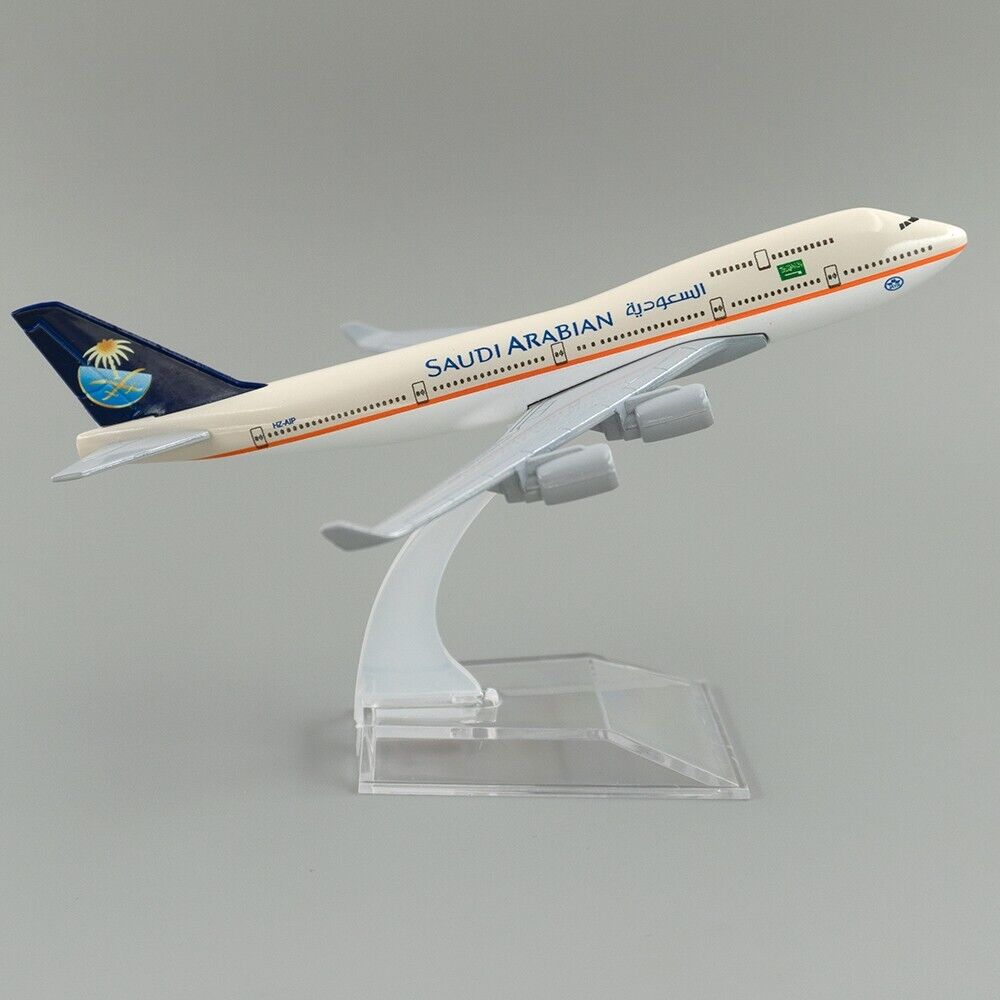 16cm Aircraft B747 Saudi Arabian Airlines Alloy Plane Boeing 747 Model Xmas Gift