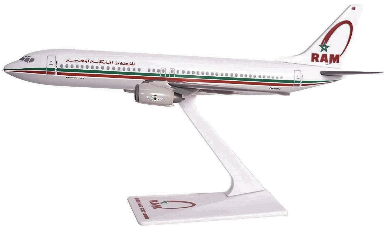 Flight Miniatures Royal Air Maroc Boeing 737-800 Desk Top 1/200 Model Airplane