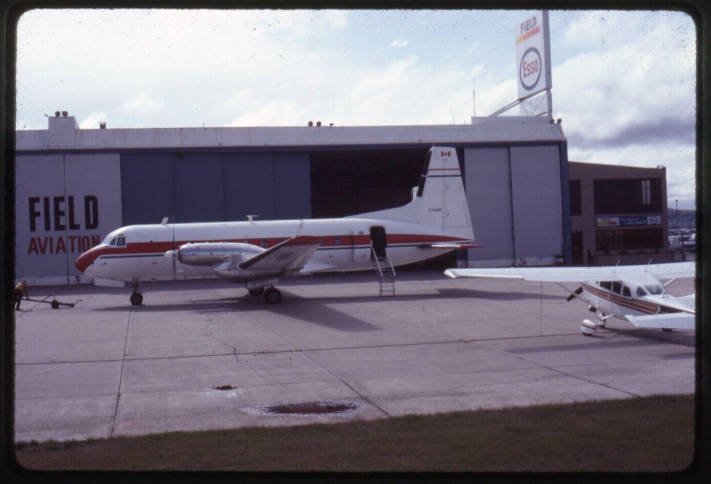 35 mm AIRCRAFT SLIDE CF-AMO  Hawker Siddeley HS-748  Amoco DATED 1984 #3470