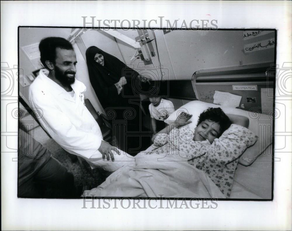 1991 Press Photo Dr. Abdullah Kuwait - DFPC72699