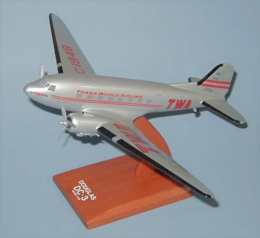 TWA Trans World Airlines Douglas DC-3 Desk Top Display Model 1/72 SC Airplane