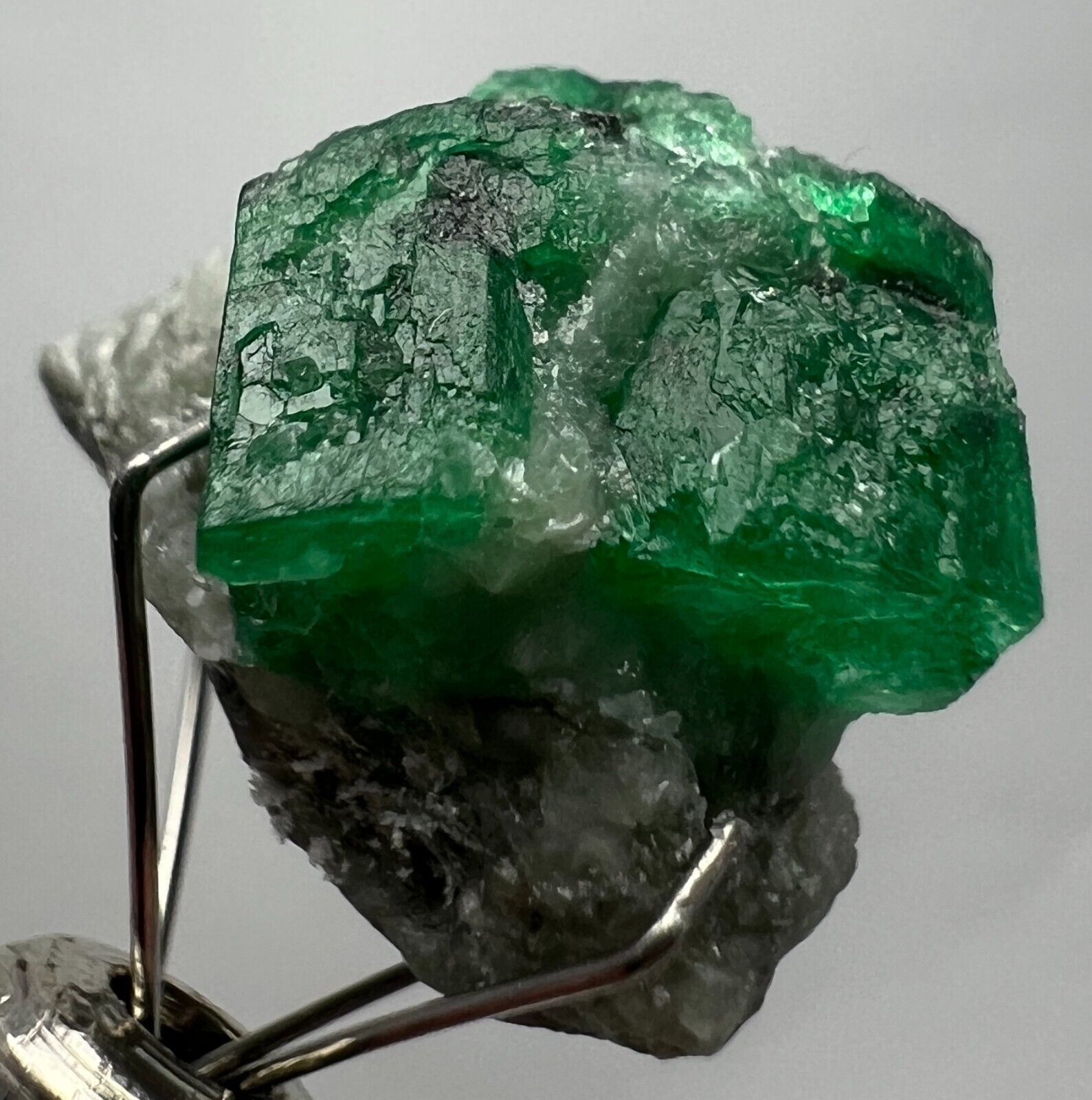 Well Terminated Top Green Very Beautiful Emerald Crystal on Matrix @Swat, 15 CT