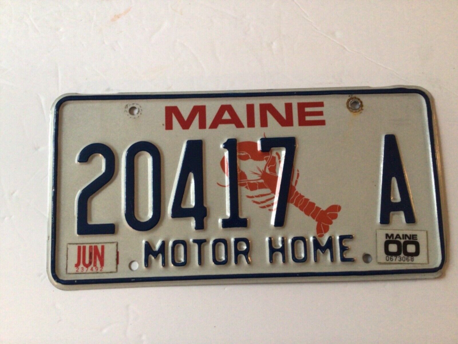 Very Nice Vintage 2000 Maine Motor Home License Plate ( 20417 A )