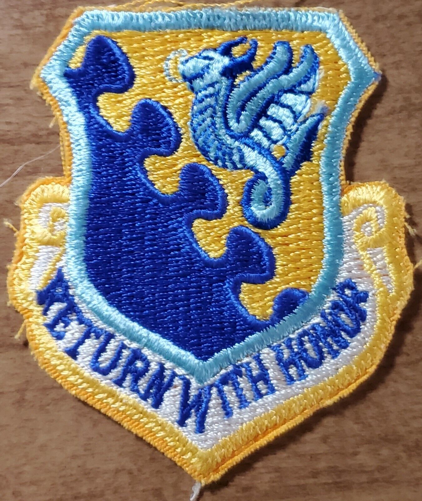 USAF 31st FIGHTER WG RETURN WITH HONOR color SQUADRON Patch AVIANO AB, ITALY vtg
