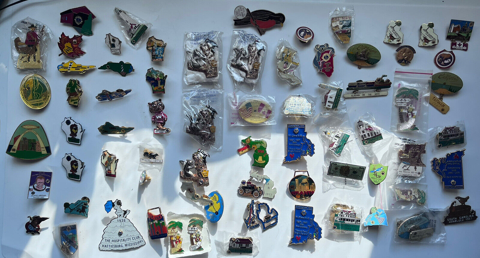 70 Lions Club Pins Michigan Wisconsin Pennsylvania And More  70s 80s 90s 2000s