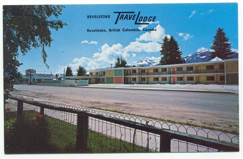Revelstoke BC Canada Travelodge Motel Postcard British Columbia