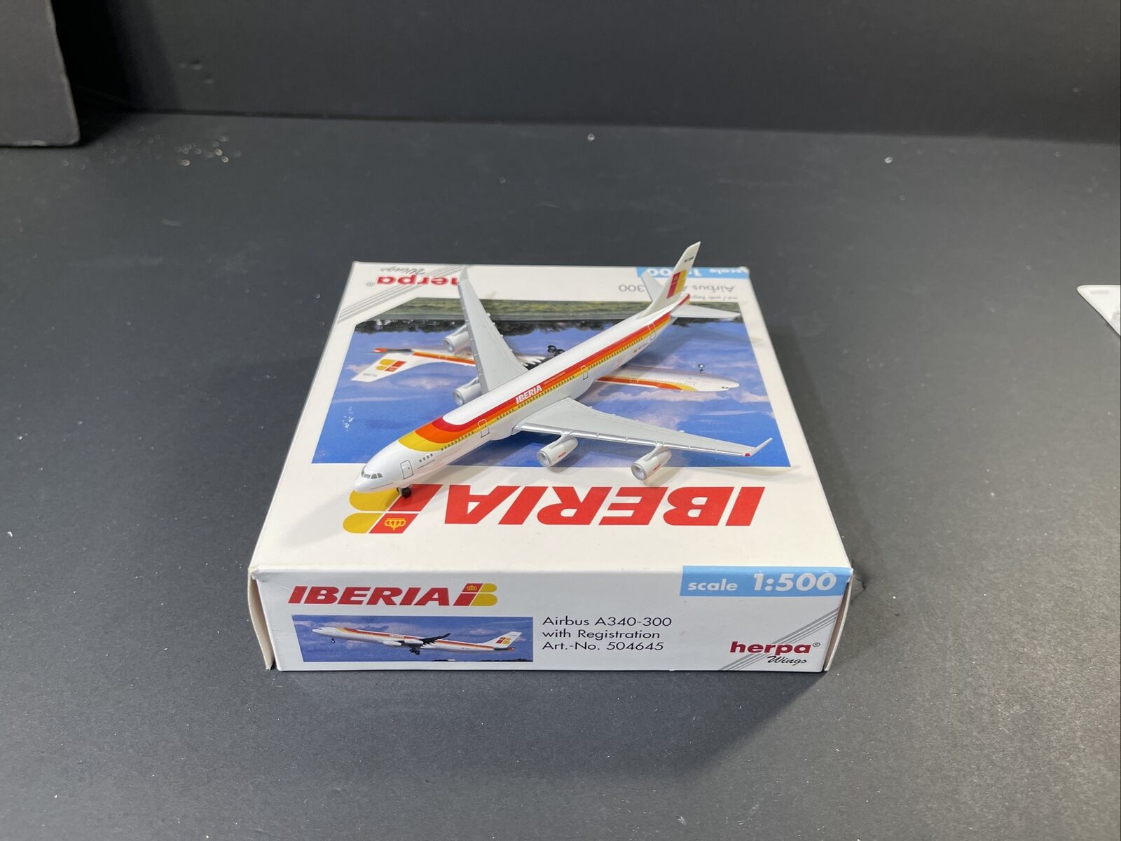 HERPA 504645 IBERIA AIRBUS A340-300 NG 1-500 SCALE  A.80