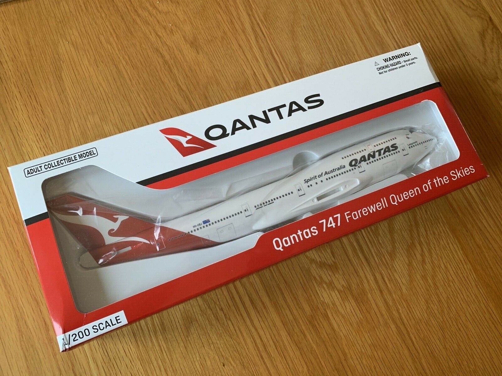 QANTAS 747-400 FINAL FLIGHT Livery SOLID Model +Land Gear 1:200 SKR1064 VH-OXX 