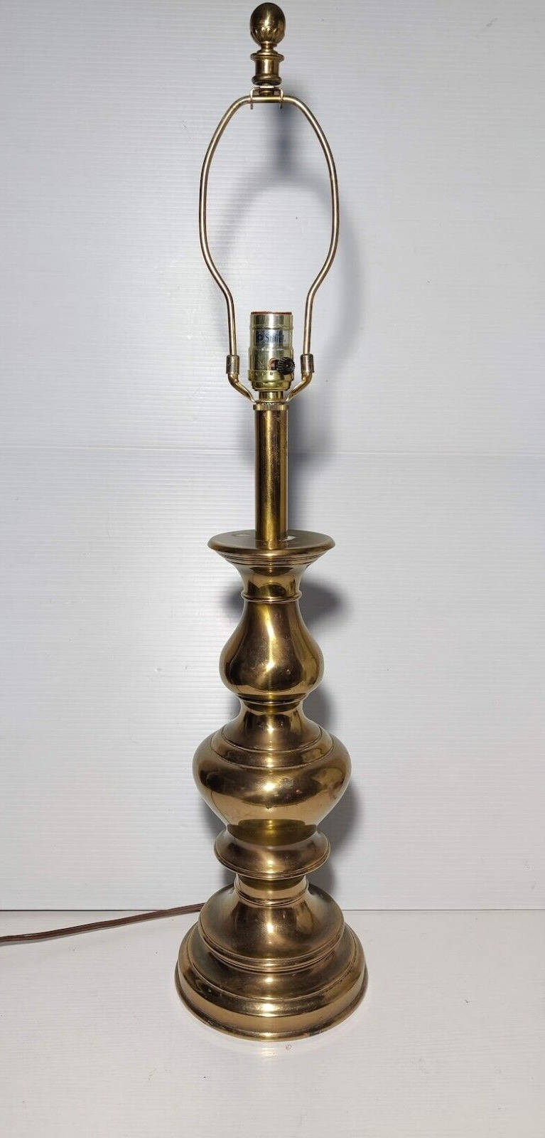 Vintage 1960s Mid Century Modern Stiffel Solid Brass Column Turn Knob Lamp