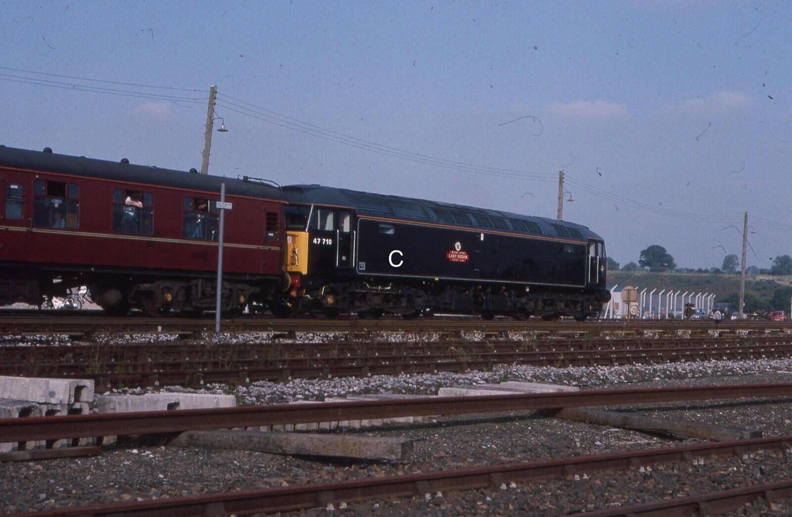 35MM SLIDE BRITISH RAILWAY BR CLASS 47 - 47710 AT YEOVIL JUNCTION 08/10/1994